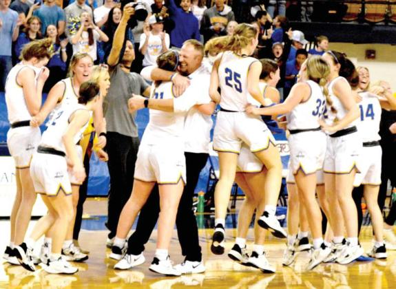 The Nazareth Swiftettes captured the Regional Championship this past Saturday in the final minute of the game against Claude and will be making the 31st trip to the state championships for Swiftettes’ basketball.
