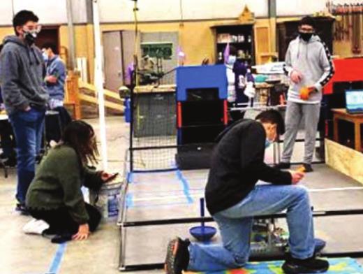 DHS robotics compete virtually