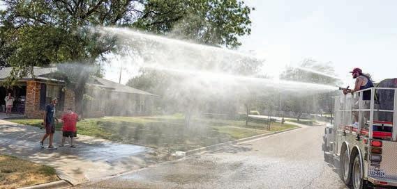 Tulia Fire Department Splashing the Kids Back to School