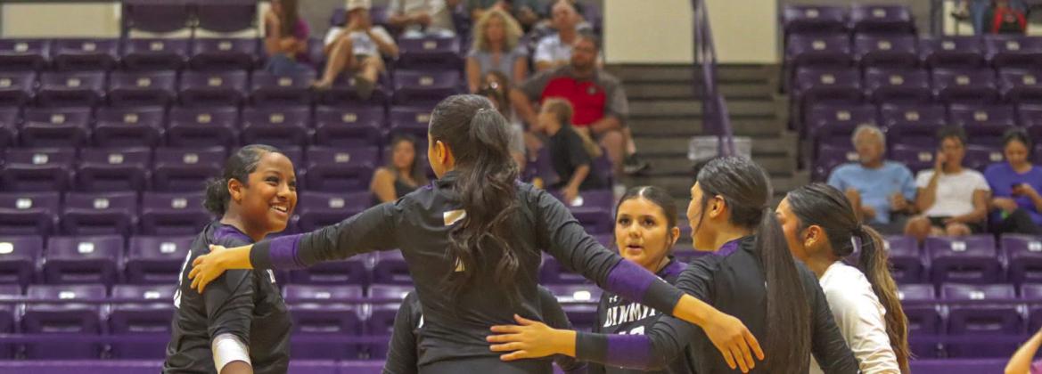 Dimmitt took on Olton last week in another non-district volleyball match. The Bobbies begin district play Sept. 22 at home against Bushland.