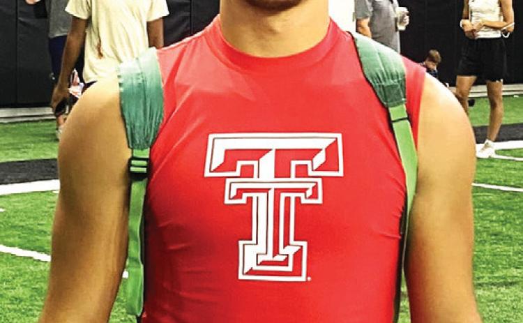 Set on improving Dimmitt Bobcats football, Isiah Sifuentez had the opportunity to learn from one of the nation’s top running backs, Tahj Brooks, at his fourth Texas Tech football camp. Sifuentez also attended the Eastern New Mexico University football camp in Amarillo earlier in the summer.