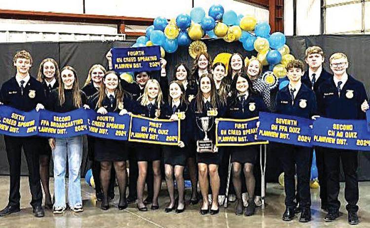 Nazareth FFA students attended the Plainview District Banquet this past Monday and celebrated a successful fall season of accomplishment and wins and well as selecting officers to represent the region.