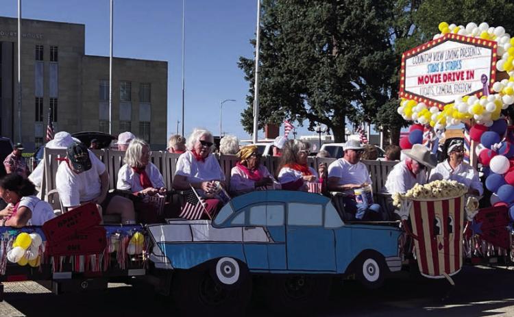 Taking top prize during the annual Harvest Days Parade Saturday was Country View Living Nursing Home winning Best of Show. First Place went to Dimmitt High School Varsity and JV Football while second place went to Dimmitt Middle School Cheerleaders. For more pictures and results see inside this issue. Third place went to the 13 &amp; Under Dimmitt Bobcat Baseball Team. (CCN photos)