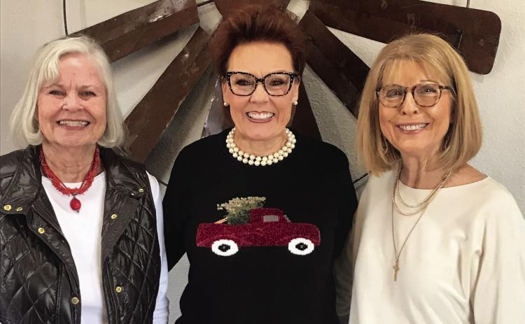 Ann Murrell, Linda Littlefield and Nancy Montague were Santa’s helpers for the Progressive Club Christmas party at Tule Lake Country Club
