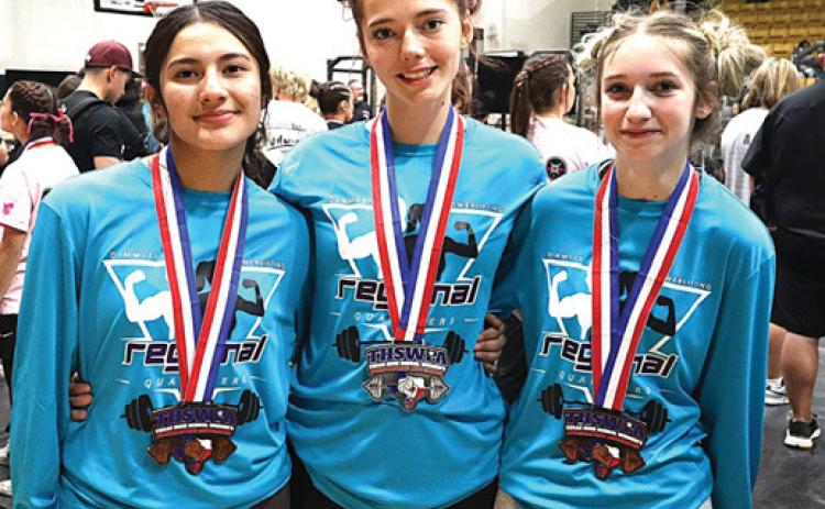 DHS Women’s Powerlifting Team (THSWPA Regionals - Unequipped) - Regional Qualifiers competed at Eldorado this past weekend. Earning medals were Liliana Rodriguez placing 4th in weight class ; Julia LaRue placing 2nd in weight class 123 (State Qualifi er); and Madison House, 3rd in weight class 97. (DISD photo)