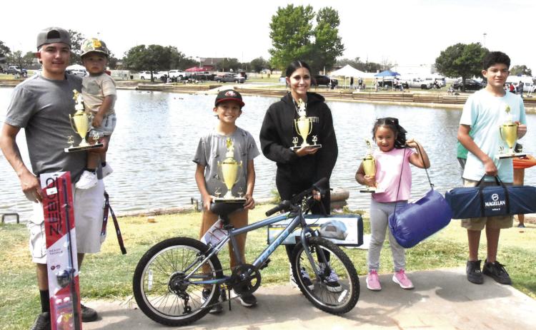 Over 200 turn out for Texas Junior Angler Fall fishing day