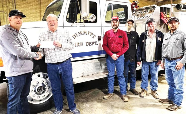 The Dimmitt Volunteer Fire Department was presented with a $15,000 check by the 100 Club of the Texas Panhandle. Fire Chief Corey Lane and VFD crew accepted the check and provided a tour of the fire station. The donation was made possible with a grant from the M.S. Doss Foundation in Seminole, Texas, which is committed to supporting the needs of public safety agencies and front-line officers and firefighters who place their lives at risk while performing their duties.