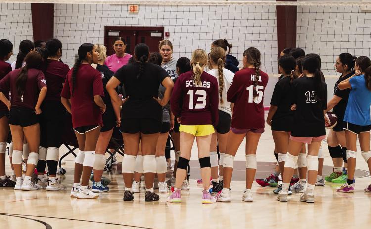 Hereford alum Darcy Dodd coached up Hereford volleyball players last week during Hereford High School’s annual volleyball camp. (Courtesy photos)