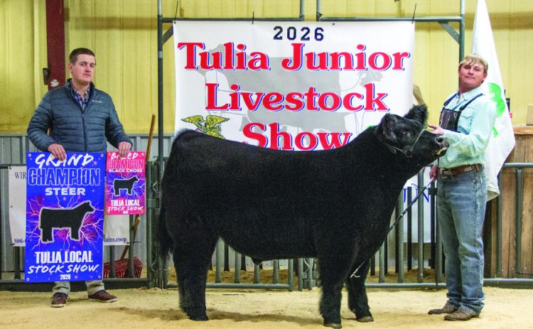 Grand Champion Steer - Riley Nolen Champion Senior Steer Showmanship - Riley Nolen