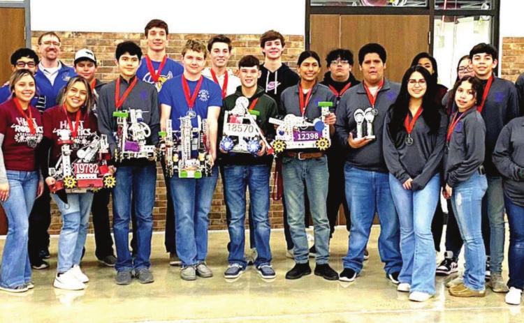 County robotics teams Regional bound