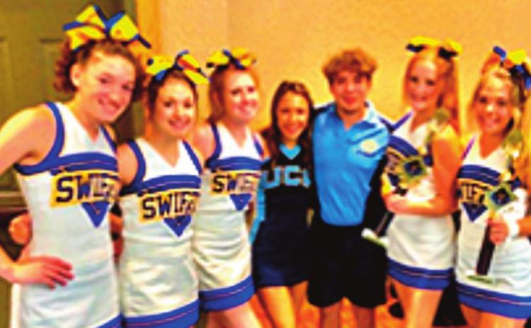 Naz cheerleaders