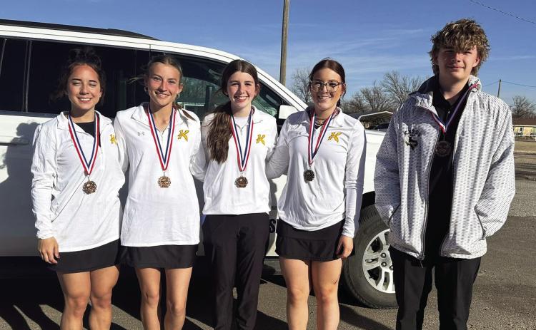 Kangaroo Golf at the Lazbuddie Invitational Kress Girls’ Team - 3rd place team Kyla Slack - 6th overall individual Heath Searsy - 3rd overall individual