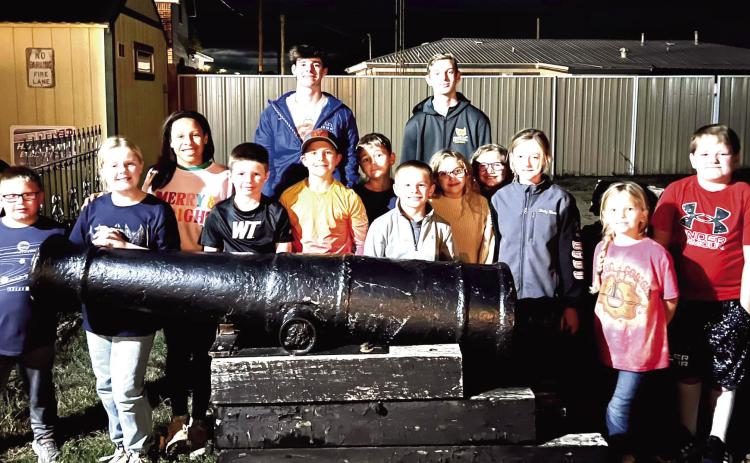 The Castro County 4-H meeting on Monday night was held at the Up in Arms Museum in Nazareth. Sixteen youth had the opportunity hear Dale Acker explain the history of some of the items at the museum and how he started collecting and the importance of history. The meeting was coordinated by Senior 4-her Luke Schulte