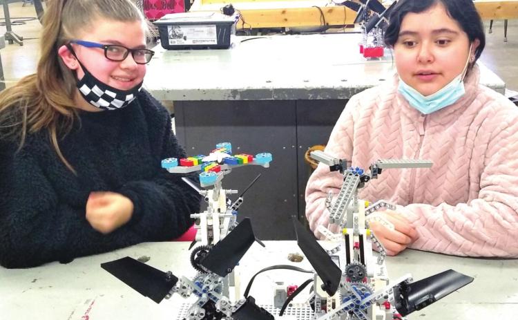 DMS Robotics – TCEA Robotics Regional Contest – 2nd place – Anistynn Birdwell and Maria Lopez.